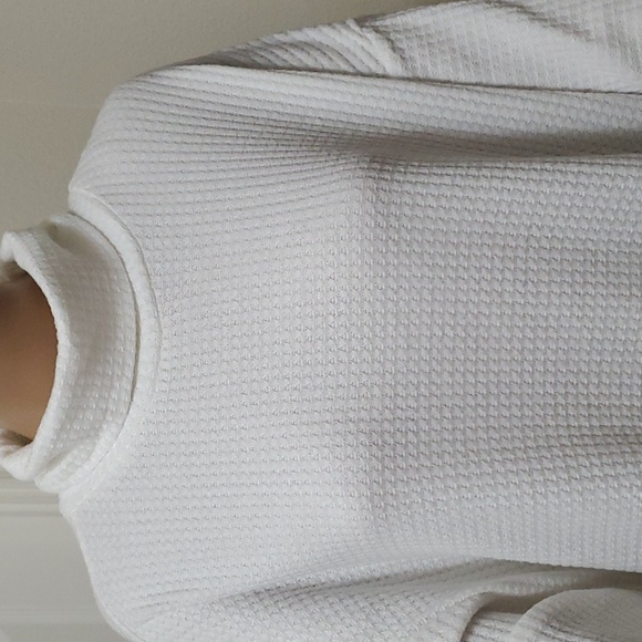 Social standard XXL textured waffle knit puff long  sleeve slouch turtleneck - Picture 3 of 9